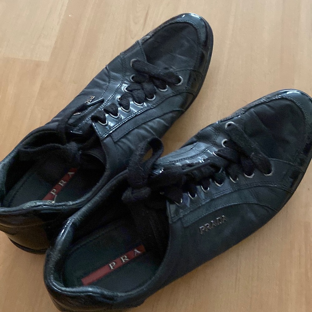 Prada size 38.5 black womens shoes flat